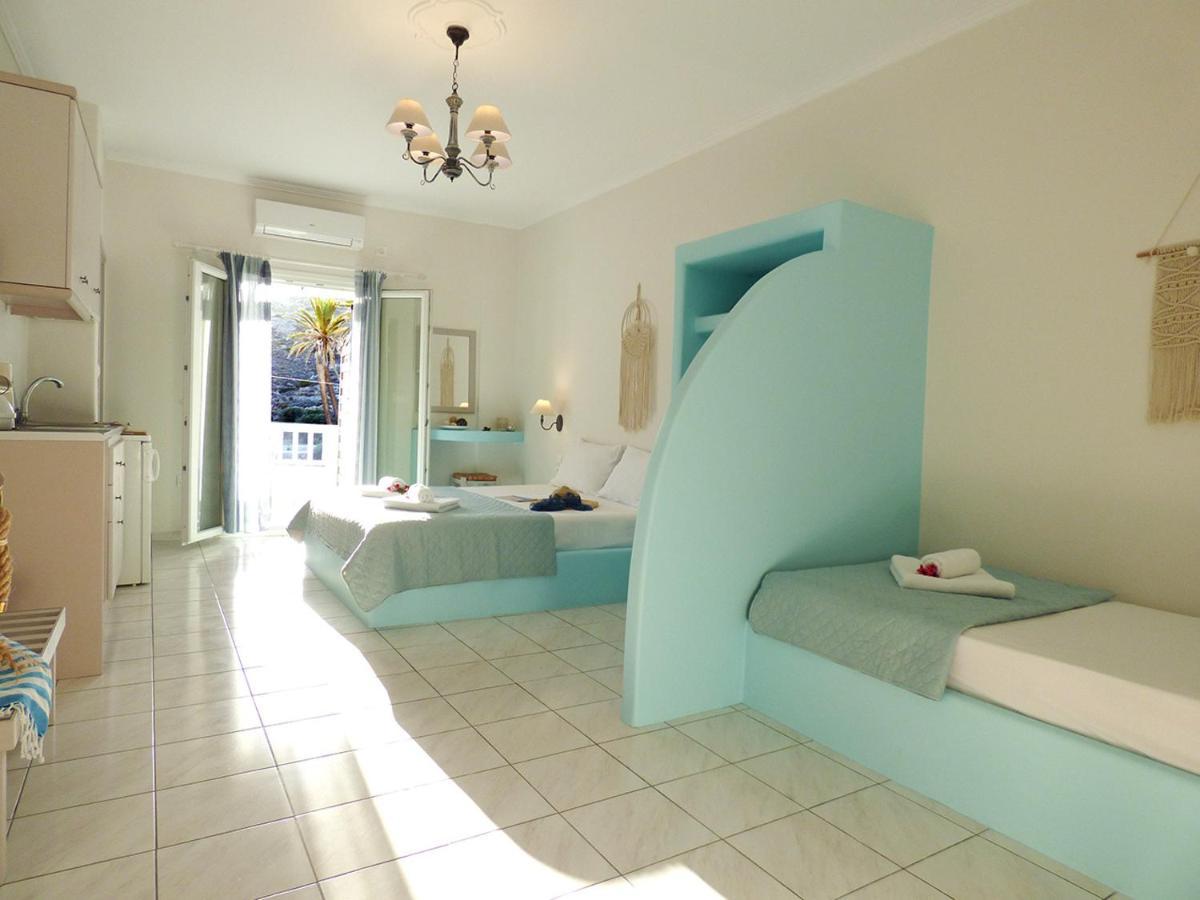 Tasoula Guest House Adamantas  ภายนอก รูปภาพ