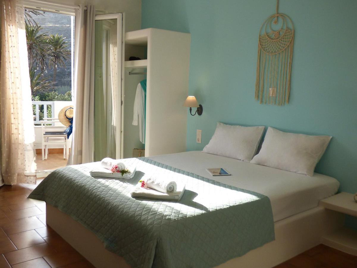 Tasoula Guest House Adamantas  ภายนอก รูปภาพ