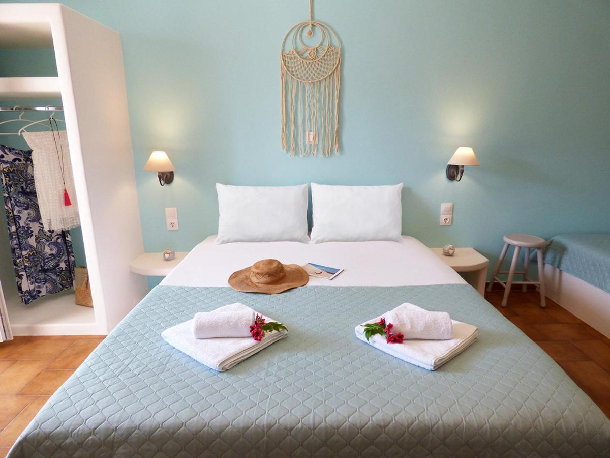 Tasoula Guest House Adamantas  ภายนอก รูปภาพ