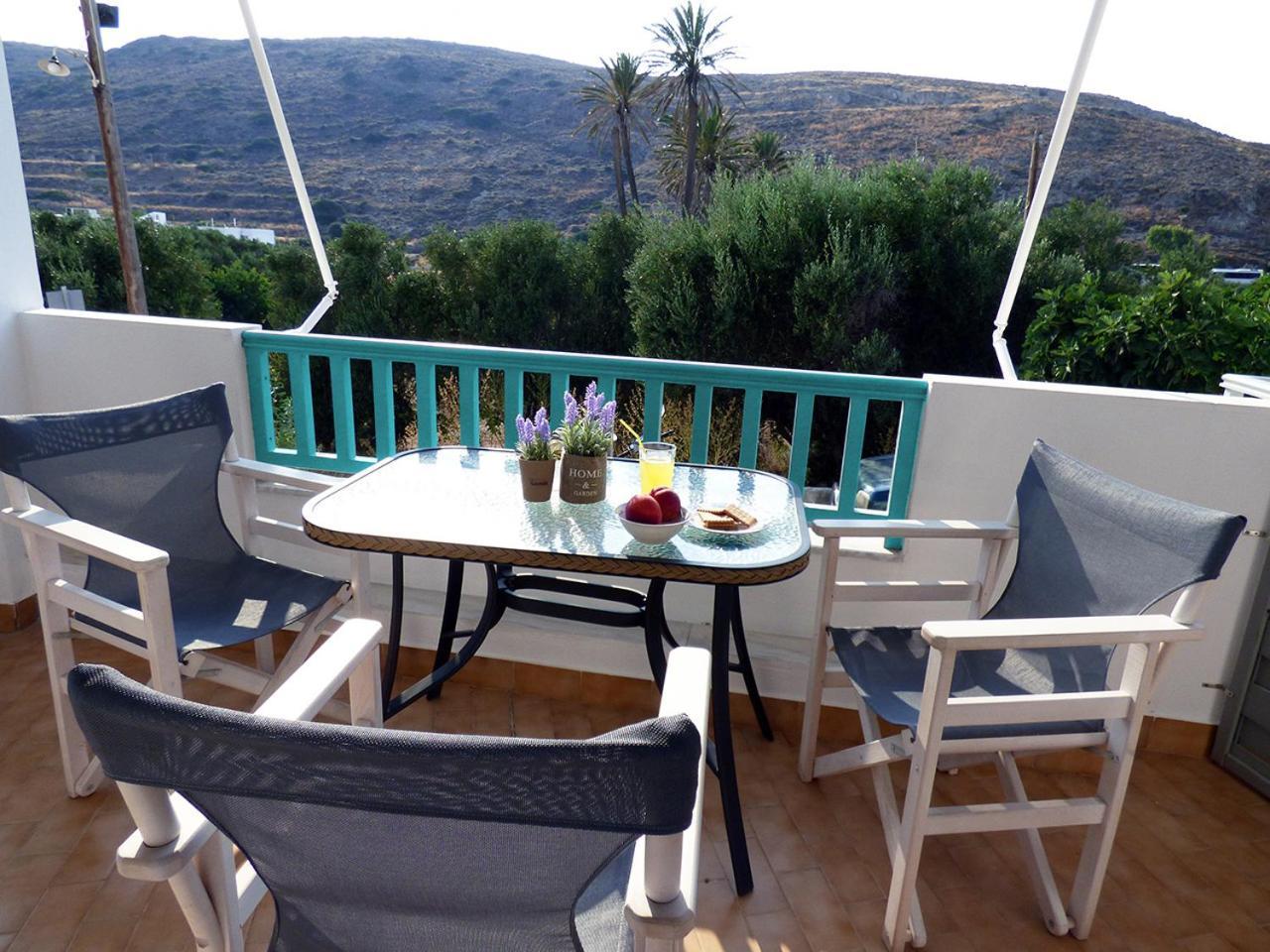 Tasoula Guest House Adamantas  ภายนอก รูปภาพ