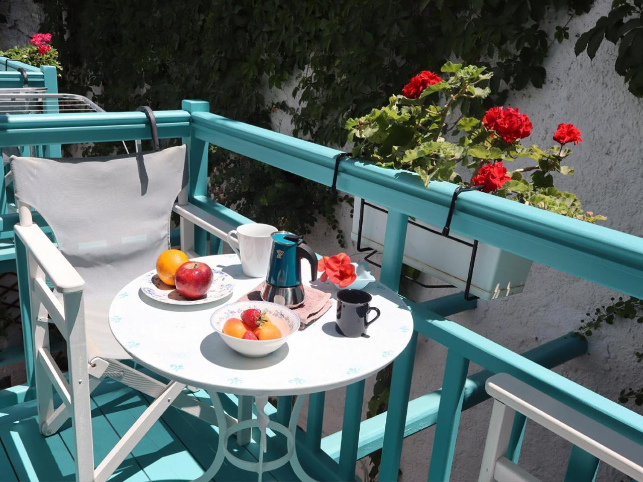 Tasoula Guest House Adamantas  ภายนอก รูปภาพ