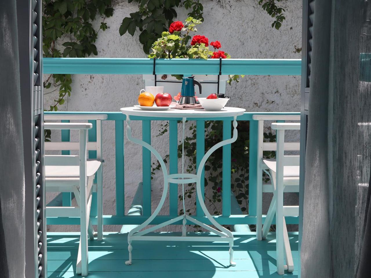 Tasoula Guest House Adamantas  ภายนอก รูปภาพ